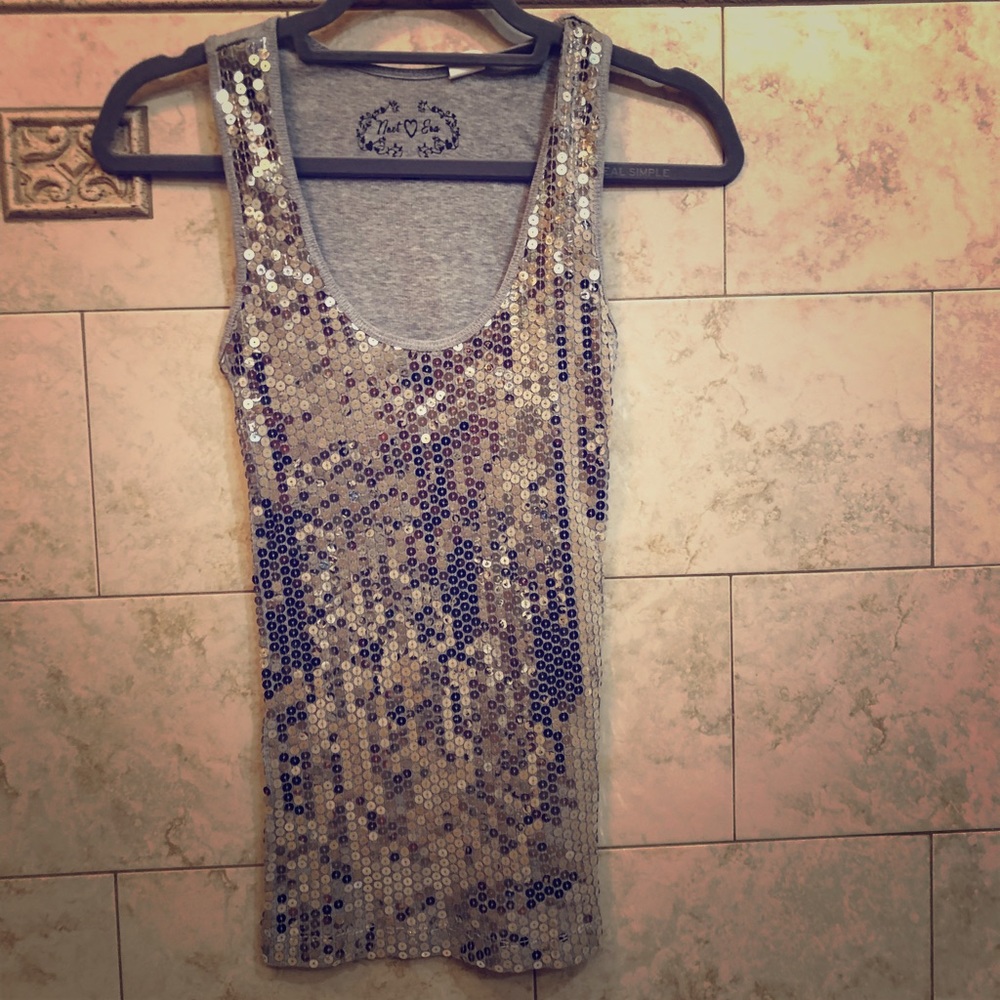 Grey cotton tank with silver sequins